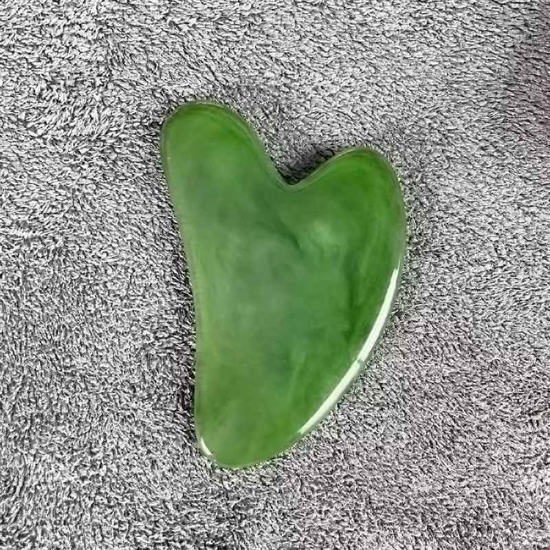 Gua Sha Facial Tools Quartz Massage Tool for Scraping and SPA Acupuncture Therapy Heart Shape Guasha Stone for Women