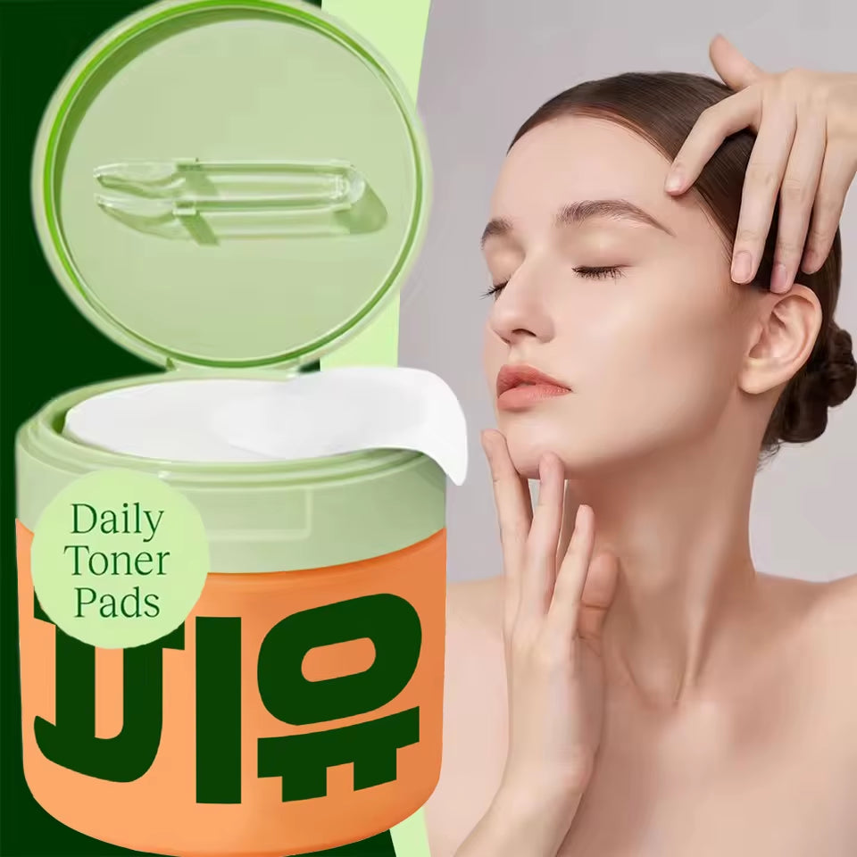Skincare Anti-Aging, Dark Spot & Wrinkle Minimizing Toner Pads with Snail Mucin, Centella Asiatica, Niacinamide, Peptide Complex